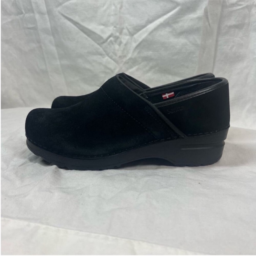 Sanita Black Suede Clogs Size 8/38 NWOB